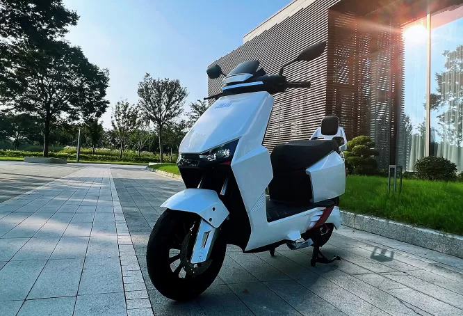 Prolonging the Life of Your Electric Motorcycle Battery: 6 Tips for You